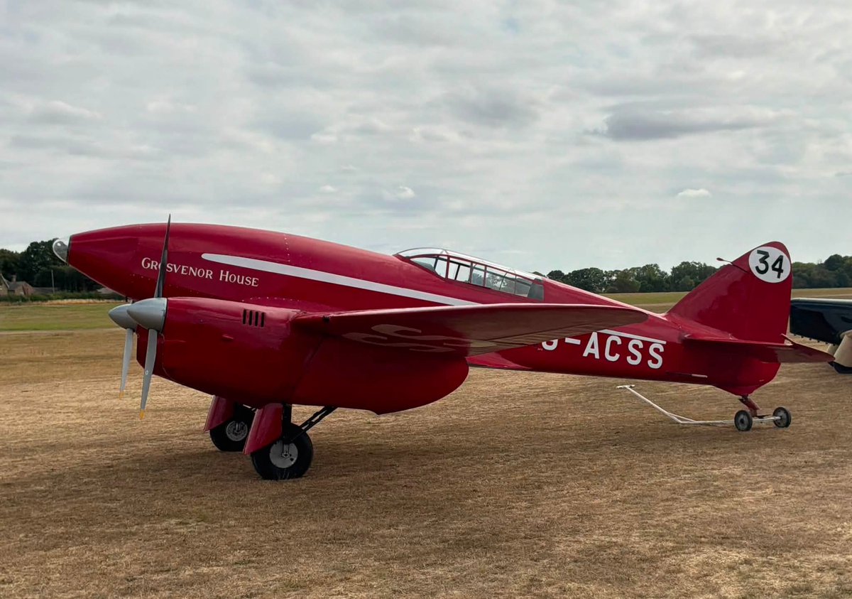 clark_aviation's tweet photo. An unfortunate incident occurred at the Shuttleworth evening airshow yesterday. The (notoriously tricky) DH -88 Grosvenor House crashed on landing.. Fortunately, the pilot suffered only minor injuries.🫰 https://t.co/lgMV2c3nsp
