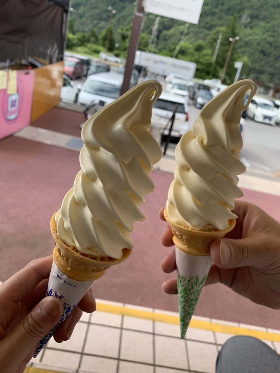 yeul_zenkikoki's tweet photo. ライダーの義務！初めてのとうもろこしソフト🥰

今回は助手席ー🚗³₃ https://t.co/abhwHOKF7r