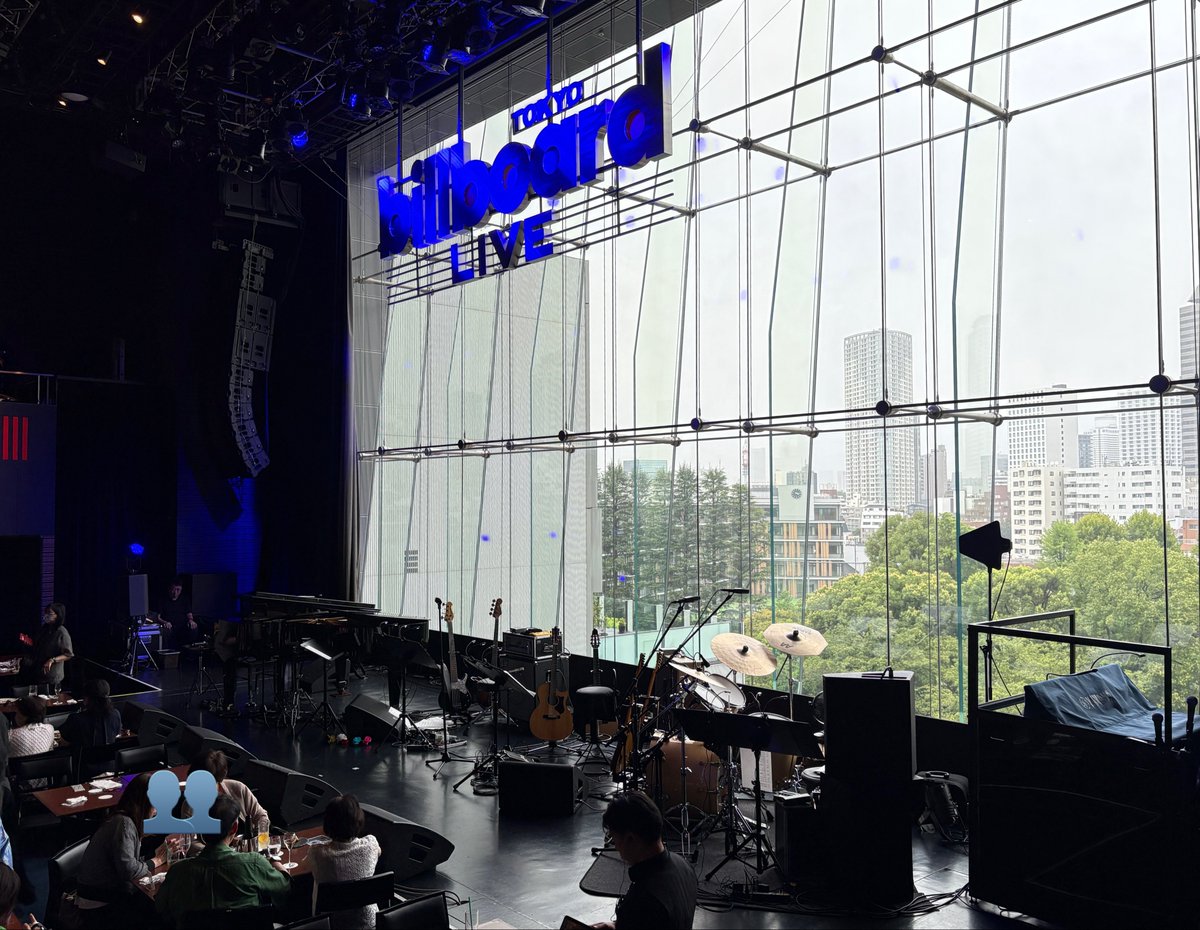 Wisteria_inniti's tweet photo. いや〜、布施明さんのジャズライブは格別ですね！ https://t.co/s4A4QqUFwA