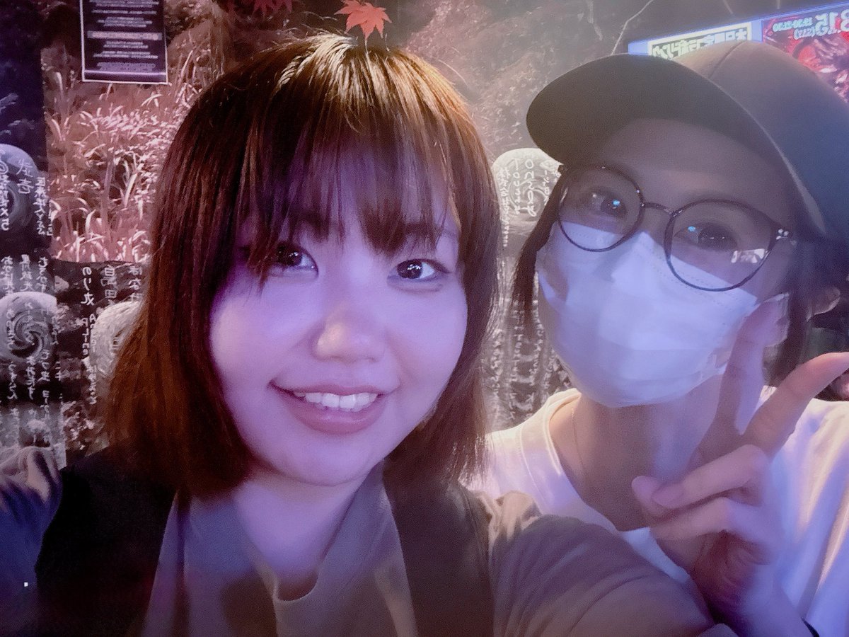 MI___0822's tweet photo. 🎂RIKEOKA INOさん生誕イベント🎂

しばらくイベントしないらしいので行ってきました✨️

いのさんと2人で写真撮るのは相変わらず緊張して無理でした😂バイデンちゃんとは写真撮れたので満足☺️💕
(顔ほぼ写ってないけど🤣)

#ナナフシギGMK 
#RIKEOKA https://t.co/9kUwfi4f7N