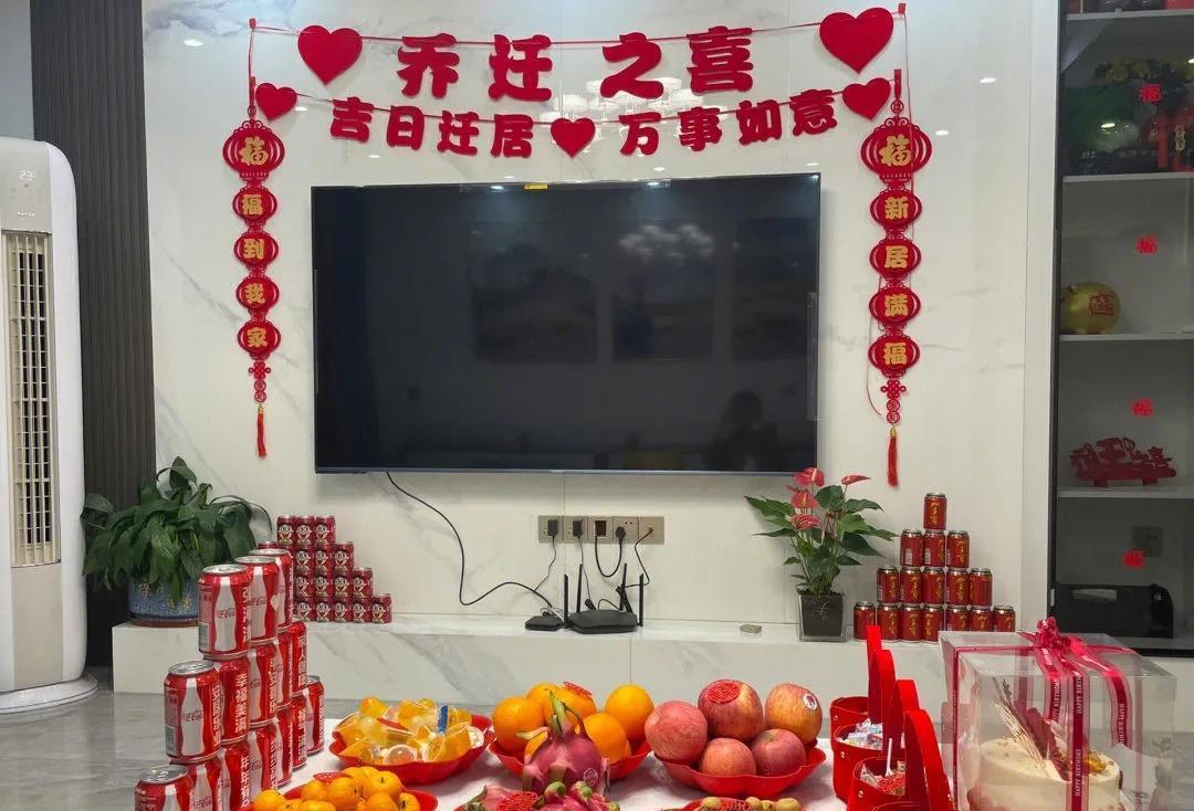 TinaTarring2's tweet photo. Lunar New Year vibe hitting different this year  Red envelopes, sweet dumplings, and all the warm moments with my favorite crew—grateful for every little joy!， https://t.co/sNrUU08qjw