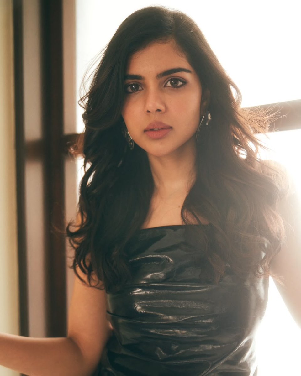 IntelligentGuj's tweet photo. Kalyani Priyadarshan joining Ranveer Singh in Pralay is a pairing I did not expect, but it definitely has my attention. #PralayShootBegins https://t.co/qZ7zcWL7ZD