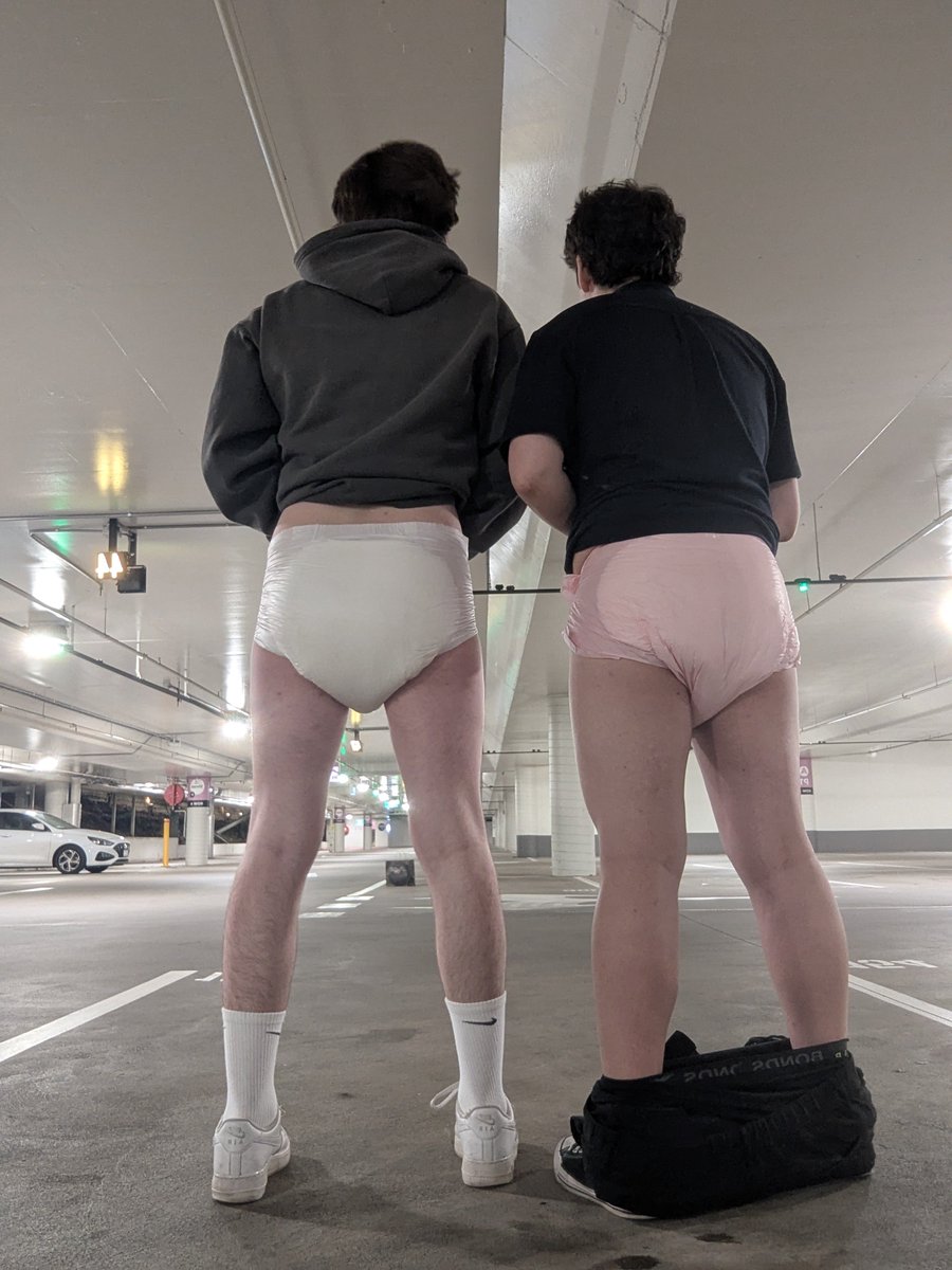 cyber_diaper's tweet photo. I heard they're adding professional sogging to the Olympics 😳 I know who I want on my team @MysteryTwinkJ https://t.co/j2yKHfW1xH