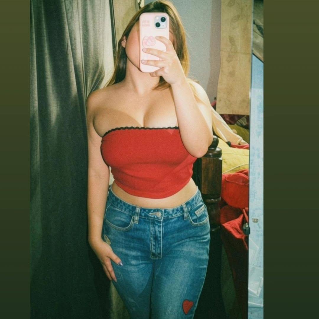 sanju19877214's tweet photo. “This red tube top is fighting for its life trying to hold those heavy tits. @flirtaceous you'd pull it down with your teeth and suck on them until i'm dripping 💦💦💦🫦🫦.” https://t.co/j57sn4Zeen