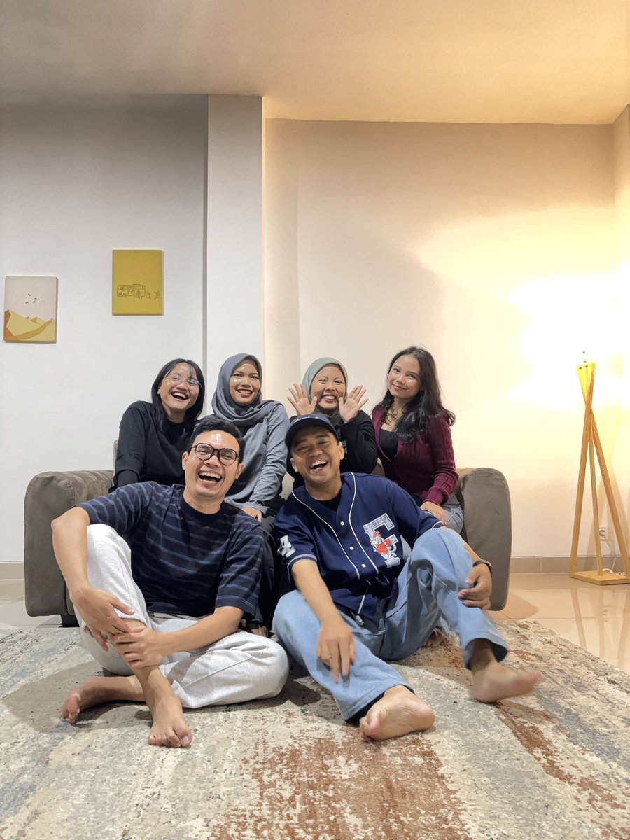 erlitase's tweet photo. Tangki bateraiku keisi sama mereka 💚 https://t.co/m8DAL1ZaBj