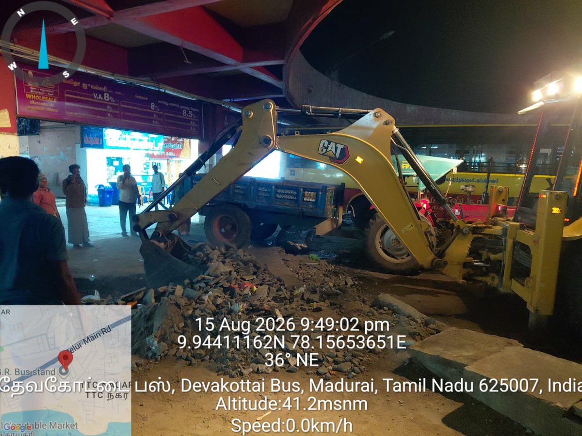 ramsundaramTOI's tweet photo. Yet another immediate impact for our @timesofindia article: Madurai Corporation begins cleaning Mattuthavani bus stand and repairing toilet blocks. 

Hope it is maintained well. 

@mdu_corp @VijayAnban_offl https://t.co/lDVAQA5Nme
