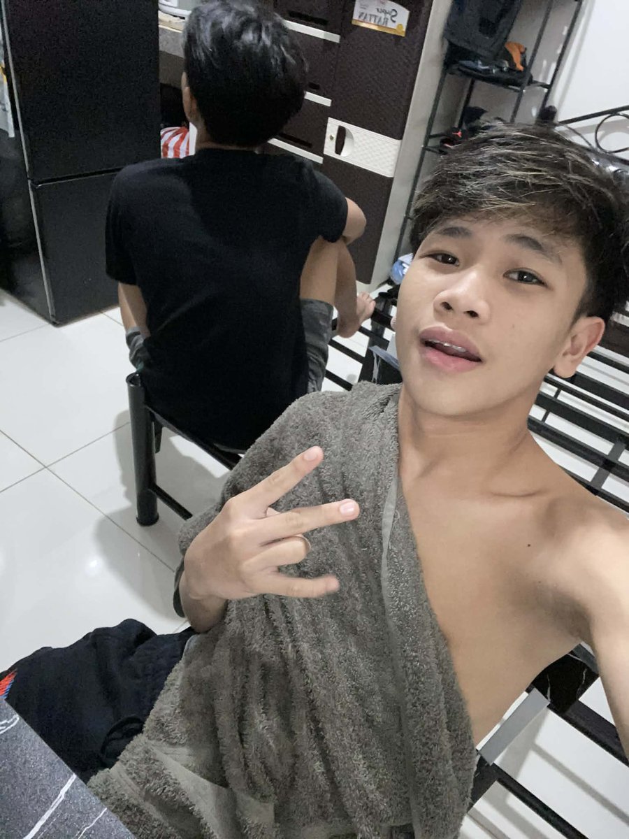 MarcosFoged3x's tweet photo. [มีต่อในกลุ่ม] ดูคลิปเต็ม👉 https://t.co/5MJalHt5Dy คลิปไม่อั้นดาวดต. มากว่า 1000+++คลิป #เอาท์ดอร์ #คลิปหลุด #ชักว่าวน้ำเเตก https://t.co/YNkyhQpfbk