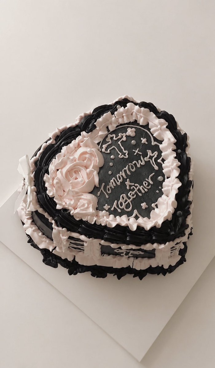 3ozxj_'s tweet photo. ɪ ♡ ᴛxᴛ ╸▵╺ ꧞ https://t.co/eHtdIO617k