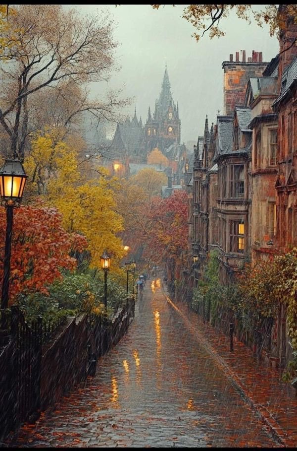 NaturalWorld515's tweet photo. autumn in edinburgh, Scotland https://t.co/4YasTDuJAk