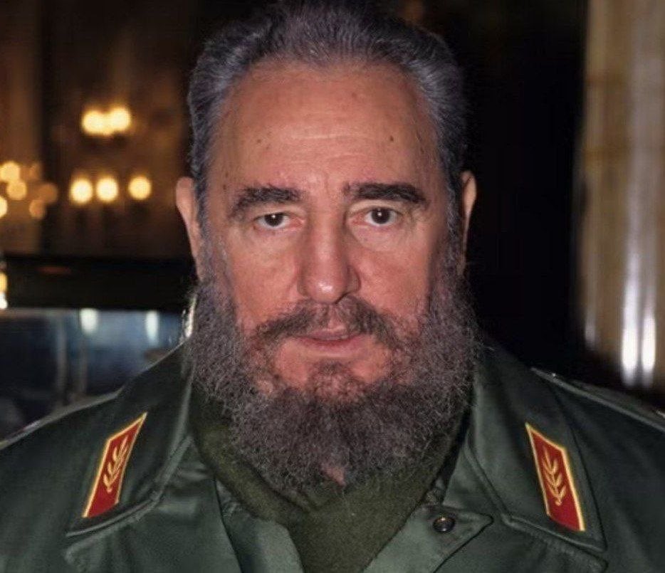 Renardpaty's tweet photo. "La prochaine guerre en Europe sera entre la Russie et le fascisme, et le fascisme sera appelé démocratie."

Fidel Castro, 1994 https://t.co/MIpGMk5wCR