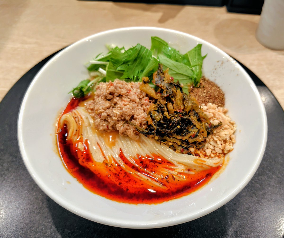 men_nomimono's tweet photo. #麺屋伊藤 
冷やし豆乳坦々麺
味玉鳥白湯 白醤油
タルタルチャーシュー飯と伊藤丼

肉ミンチ高菜にナッツ花椒?
風味食感を楽しめる冷やし豆乳に
煮干しの鳥白湯は結構好きなヤツ🙂

久しぶりにタルタル食べれたし
明日からの仕事頑張るかな😇

ご馳走様でした(｡ᵕᴗᵕ｡)
 #らーめん
 #犬山市 https://t.co/EpRa7AeLxZ