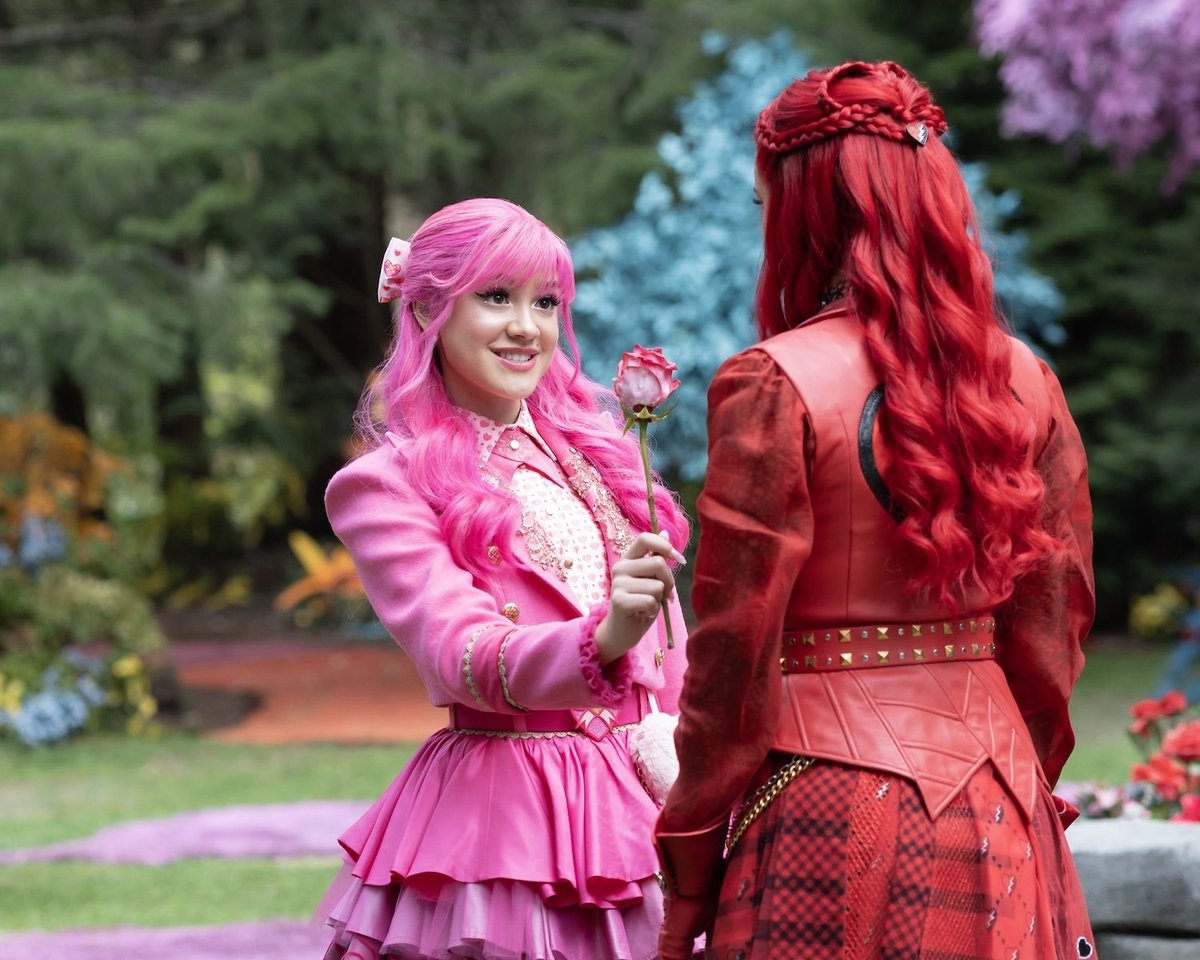 DisneyChannelHQ's tweet photo. ‘DESCENDANTS VI’ is in development at Disney +

Production Synopsis - “When Pink finds a magical gem, she doesn't know her world is about to change. This single discovery could lead to total catastrophe or a final happily ever after. But as danger looms, everyone’s world is turned upside down.”