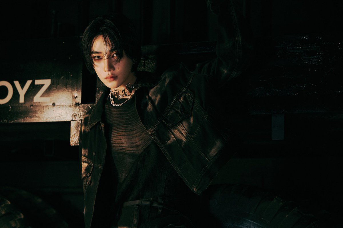 AmyKim65016210's tweet photo. New is so gorgeous in this era❣️ Actually, he's too fine in every era...miss him...

#뉴 #더보이즈 #TeamNew https://t.co/bFQRslhtUT