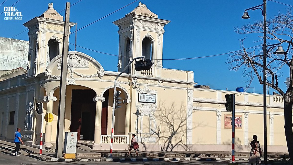 cfgostravel's tweet photo. #Cienfuegos posee bellas edificaciones muy bien conservadas aún

📡 Hoy es la Dirección de Finanzas y Precios de la ciudad pero orginalmente, desde los años 20 fue el Cine Trianón

😌¿Lo sabías? https://t.co/NQli4gv0gx
