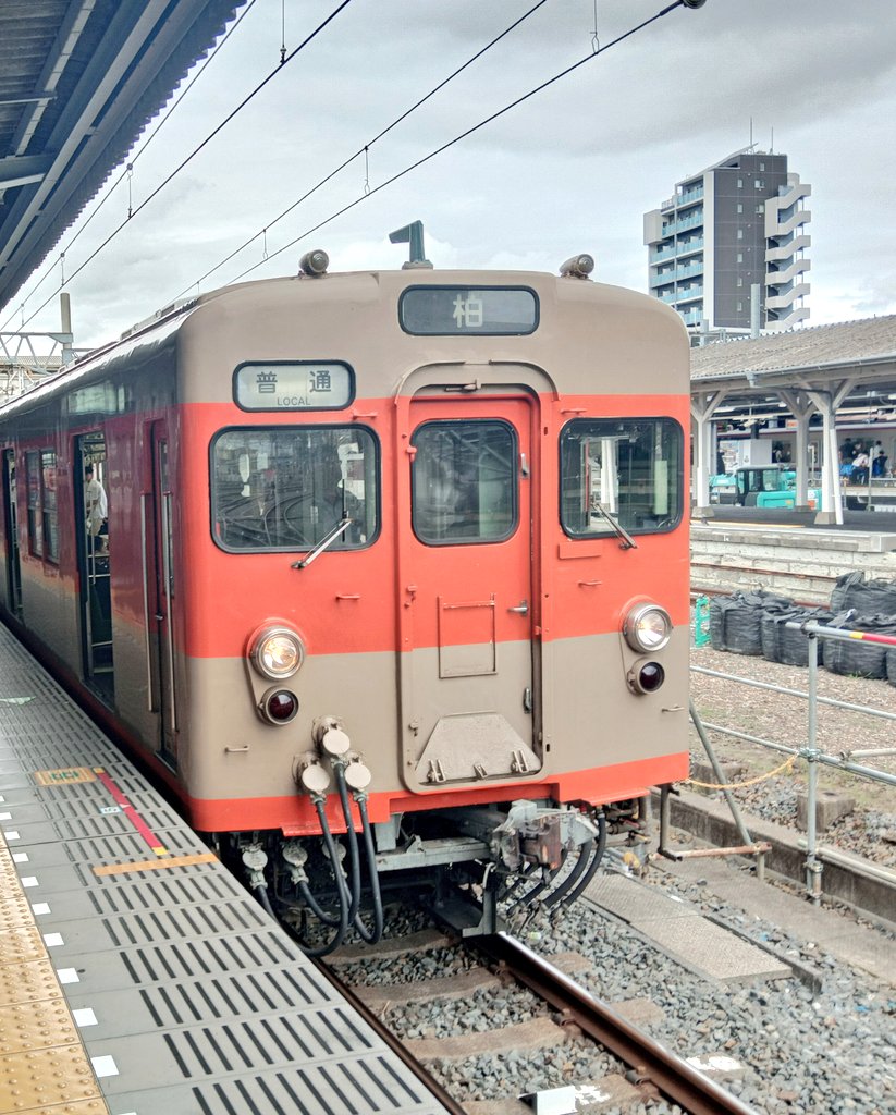 chikokumacolect's tweet photo. まぐれで東武8000系8111Fに遭遇。 https://t.co/s2Ex4Px8X3