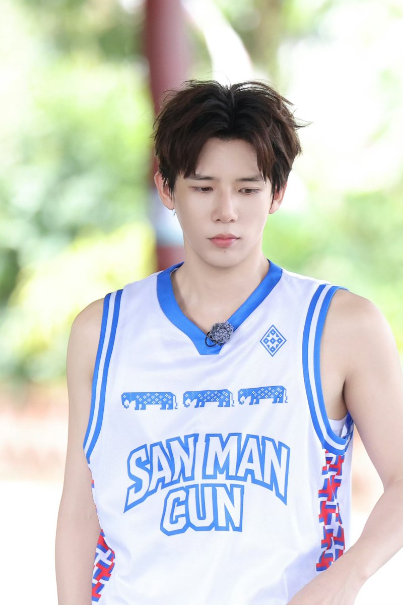 gleambuss's tweet photo. My basketball boy 🏀 https://t.co/H79IgWynfO