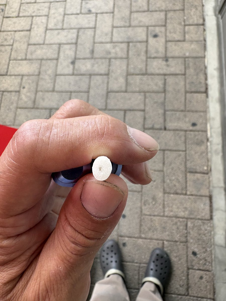 silvias14ss's tweet photo. IQOSのカプセル噛んだら口の中に飛び出てきた💦そんなことある⁉️
#IQOS https://t.co/ebWX5CNoaq