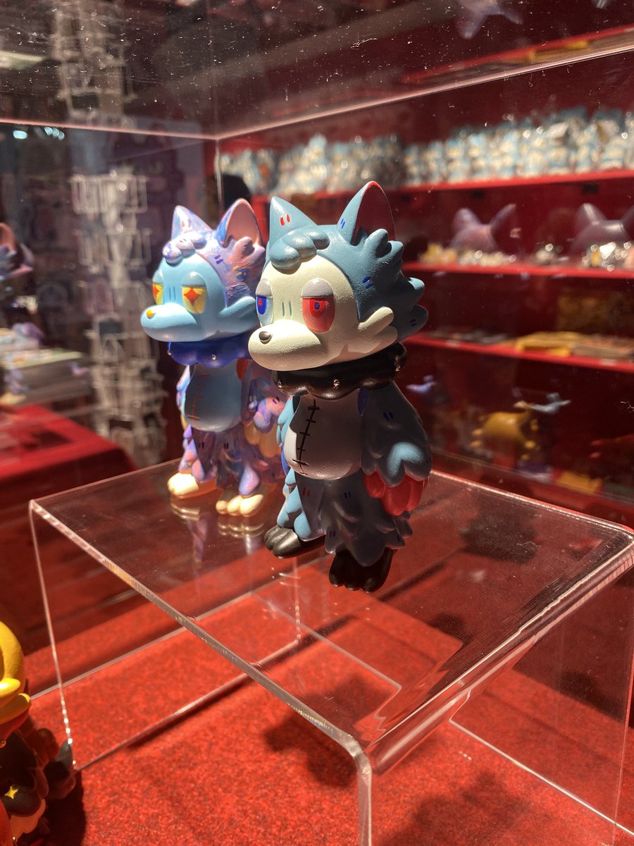 ⑦あらいきりこさんの個展！ おおかみくんのソフビ欲しかったけど