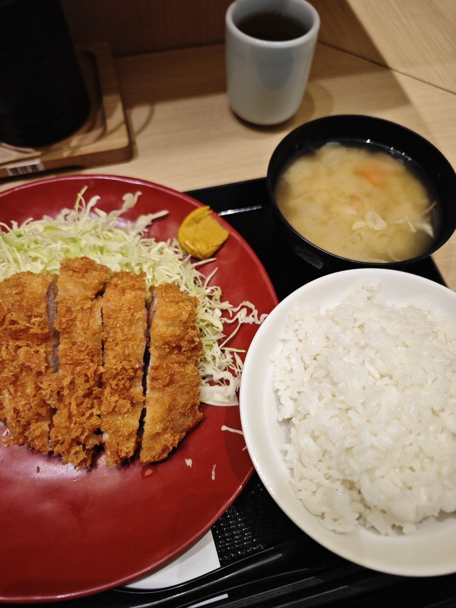 tahomablade's tweet photo. Just tried homemade Japanese tonkatsu with tangy miso sauce  Crispy, juicy, and full of umami comfort—this exotic flavor hit is a game-changer! https://t.co/mEeey5pP7G