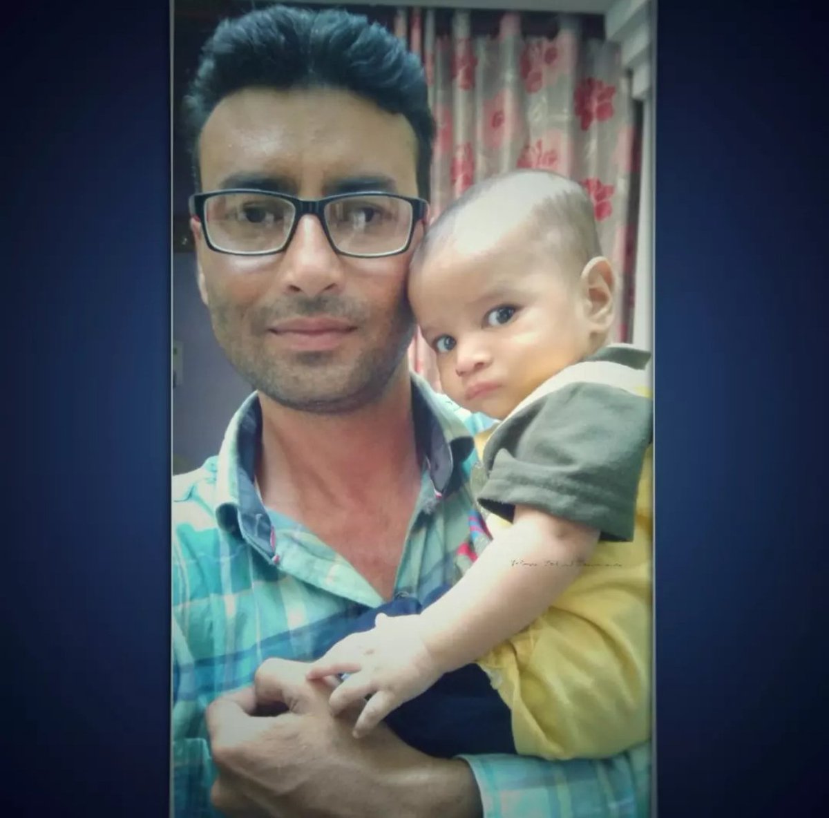proshahnawaz's tweet photo. हर मील के पत्थर पर लिख दो यह इबारत
 नाकाम इरादों से मंजिल नहीं मिलती

#proshahnawaz #sayri #nice #photo https://t.co/A1oPtvARxW