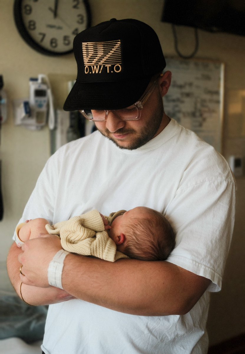 imparkerburton's tweet photo. Dad mode enabled 🥹 https://t.co/RP9TXXMiob
