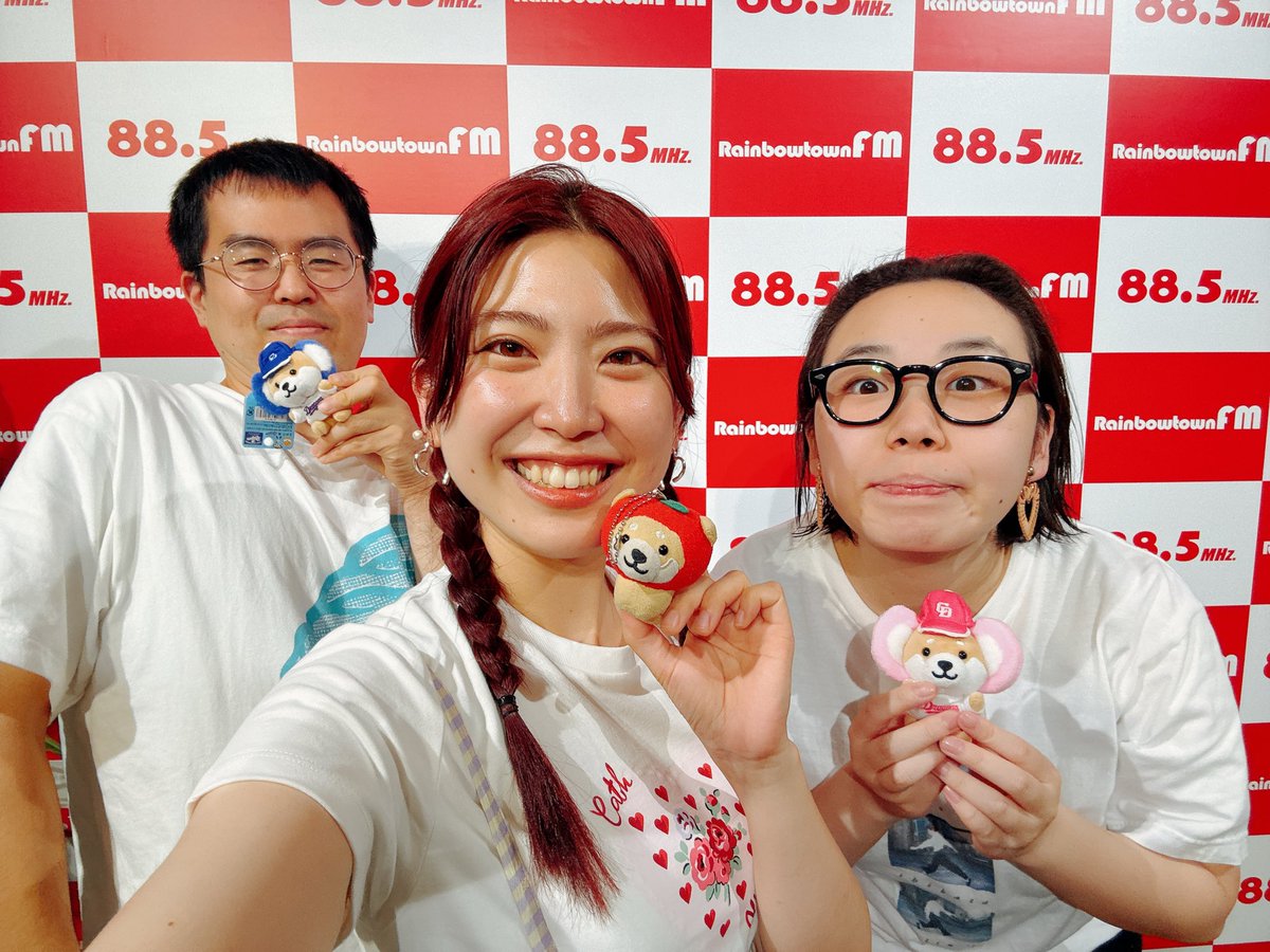 212yurie's tweet photo. ＼本日イドバタナウ📻／

8/16(日)16:30〜17:00生放送

88.5MHz レインボータウンFM🌈
「Idobata Now」

💌info@885fm.jp

サイマルラジオ🎧
https://t.co/UY21VlRzUq
Listen Radio🎧
https://t.co/9wzY04LXnc
YouTube配信📺
https://t.co/1OnS54DV2e

先月お休みしちゃったので2ヶ月ぶり！
楽しみ✨ https://t.co/DaRGgJHDQr