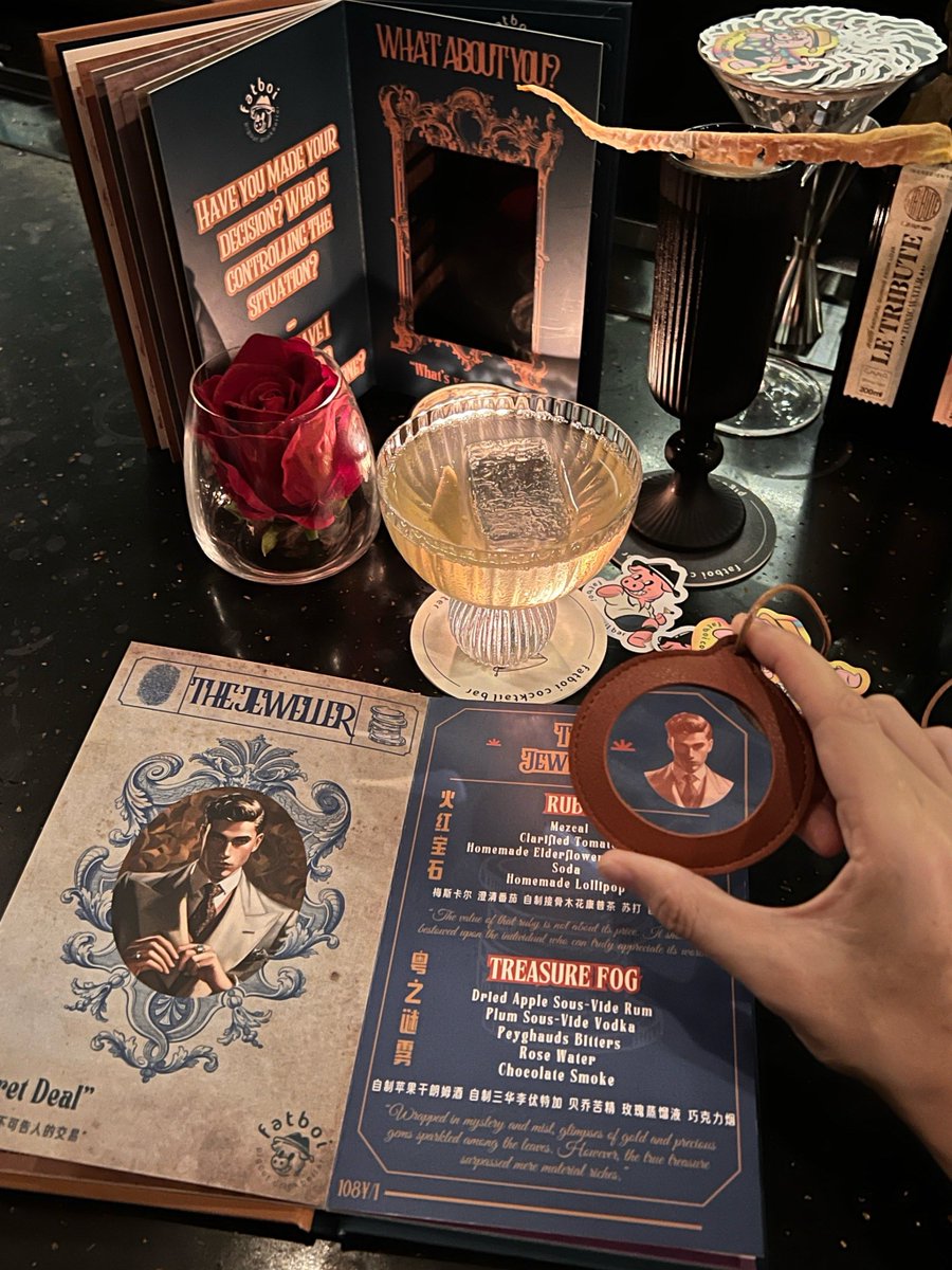 robin_hewi1007's tweet photo. Just wrapped up a wild escape at the murder mystery dinner—clues chased, lies exposed, my detective skills actually didn’t suck! Who knew pretending to solve a fake murder could hit this different ♂ https://t.co/ylYrqo5sAa