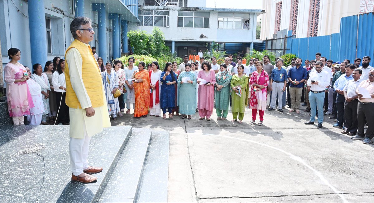 BSIP_official's tweet photo. Celebrating the 80th Independence Day at #BSIP: 79 years of Pride, Progress and Nation-Building @IndiaDST @DrJitendraSingh @waghmare16 @PMOIndia @narendramodi @moesgoi https://t.co/bWK5UB9t8c