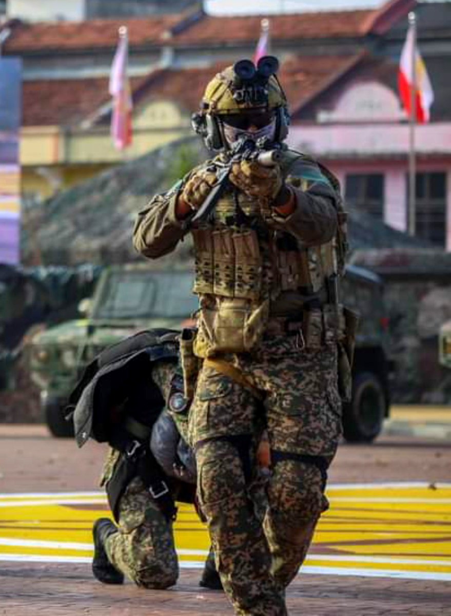 weezaem's tweet photo. Malaysian Army Special Forces 21st GGK (21 Gerup Gerak Khas) | ATM Digital Woodland camouflage https://t.co/H1lMbWTCCS