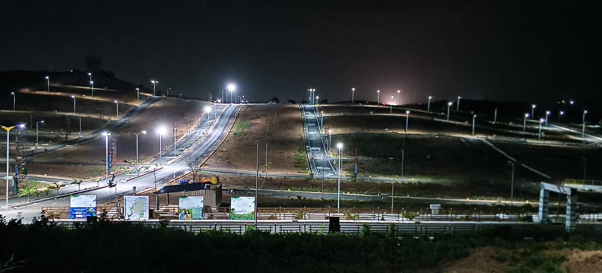 DHARWADTIMES's tweet photo. Evening and Night view of The Aurora Hills .

Hosa Lifestyle Hosa Dharwad . https://t.co/grpuqYsCfN