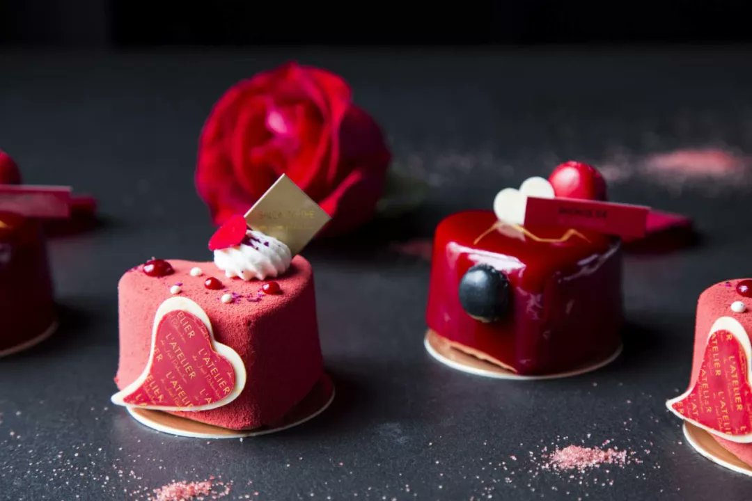 Eric41940908's tweet photo. This Valentine’s Day special menu is here! Indulge in our heart-shaped lobster risotto and rose-infused champagne for a romantic night to remember. Limited seats only—book now! https://t.co/O5hT6rIU7f