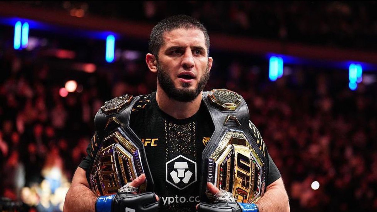 3ZAM_SR4's tweet photo. #UFC330 لا زال يثبت انه الأفضل بالمنظمة حي عينك ياملك 👑 https://t.co/PQIoTuGgkE