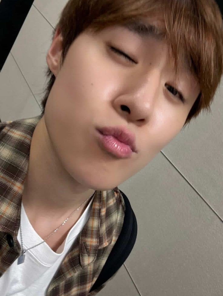 junthliem's tweet photo. @uzhei https://t.co/gsfAcOC0Hq