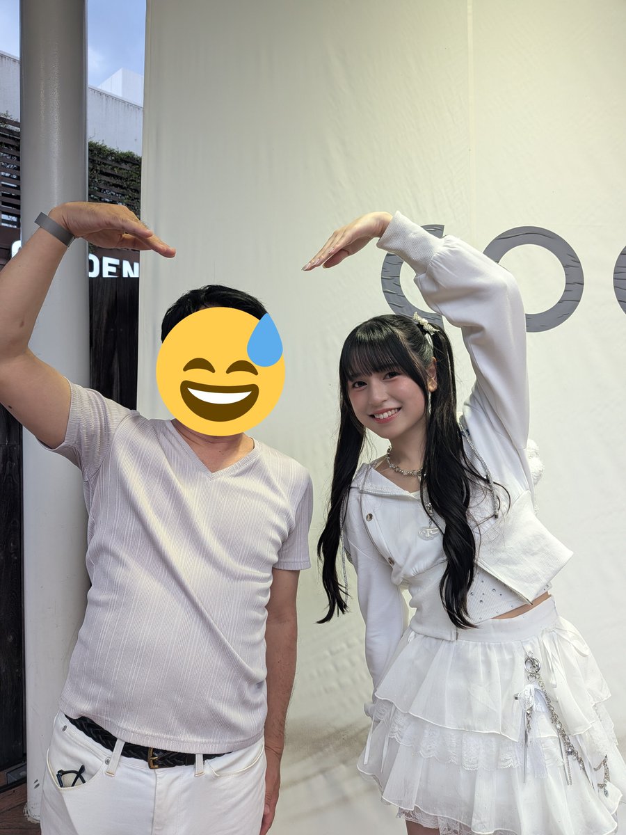 kiyoji803's tweet photo. コクーンシティへストアンのフリラ
久しぶりにひまりちゃんと撮れました✨️
ポーズはハートのつもり😅
ひまりちゃんのツイン可愛い💙

#織田ひまり #StraightAngeli  #ストアン　#ストアンに届け https://t.co/usBBJDLuId