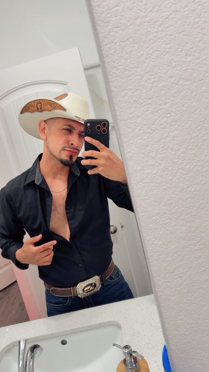 freddy_8L's tweet photo. 🤠✌🏼 https://t.co/olajktE1Jw
