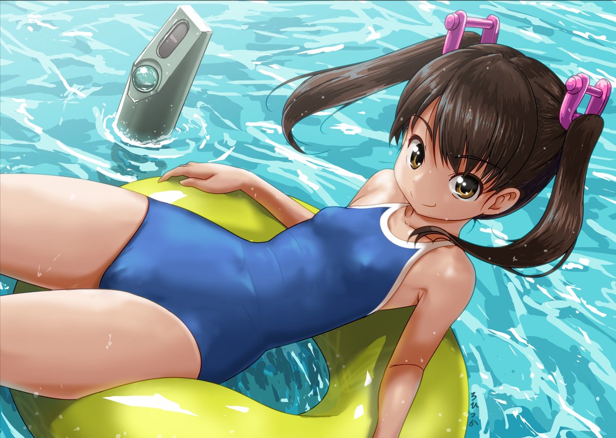 rohitsuka0914's tweet photo. https://t.co/VqcgtKLPAJ
６年間に鉛筆で下描きを描いてスキャナーで取り込んで塗ったスク水娘 https://t.co/rTbWnHZOZC