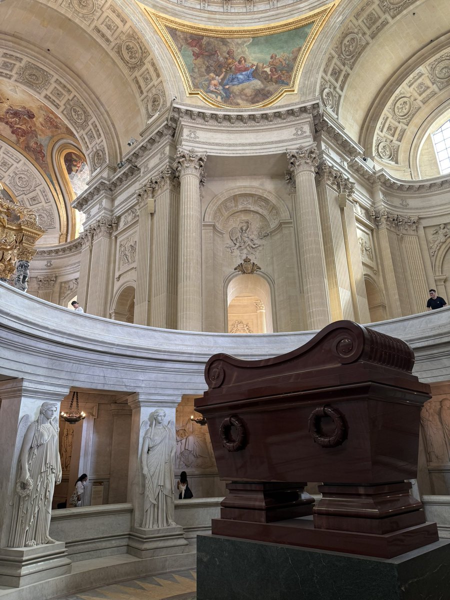 percodini's tweet photo. Les Invalides on Napoleon’s birthday https://t.co/P3cGZ4MxK3