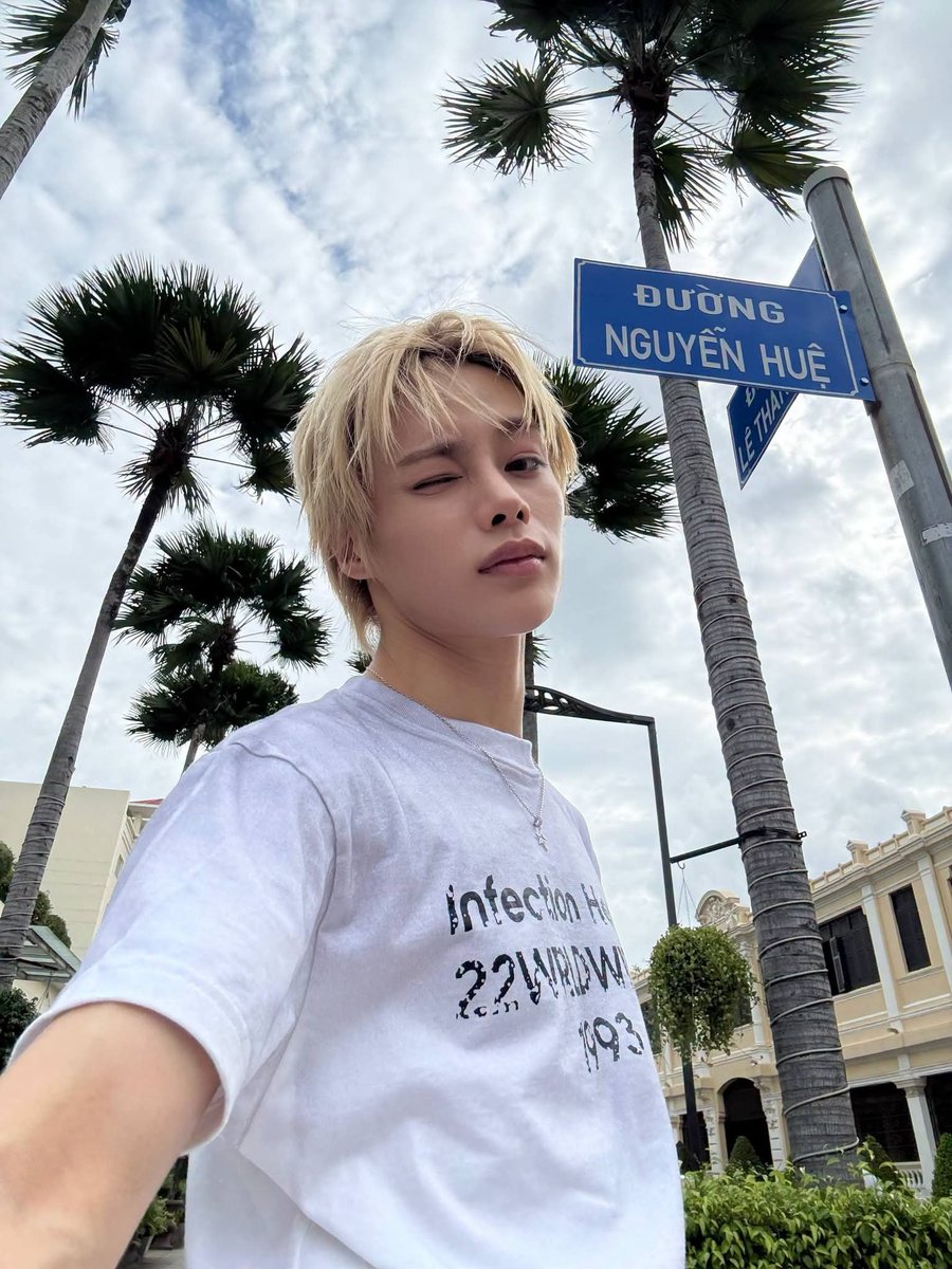 Hanbin_stream's tweet photo. Hong sợ 
Hong sợ 
Hong sợ
#HANBIN #No_Fear https://t.co/NUc4b6mmhD