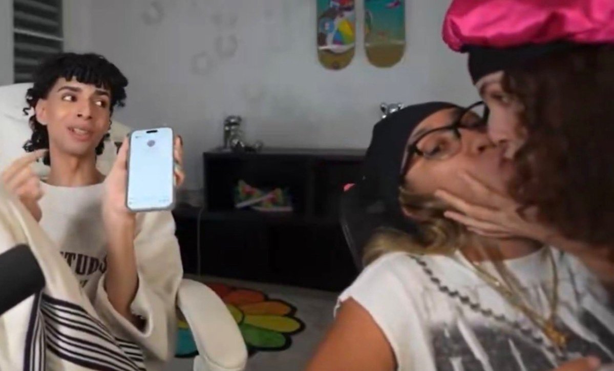 analara0234's tweet photo. Alex y Ingrid aguantando gorro solución cásense ustedes dos y ya  y así no aguantan gorro ninguno de los dos💜🤭 https://t.co/DDyrQdIvu8