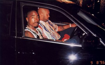 Vision4theBlind's tweet photo. Tupac's death was staged.

This photo is reportedly the last photo taken of Tupac on the night he was shot. 

One problem, the date is wrong, the shooting happened on September 7th not the 8th  There are no keys in the ignition. The photo was supposedly taken while they were driving.