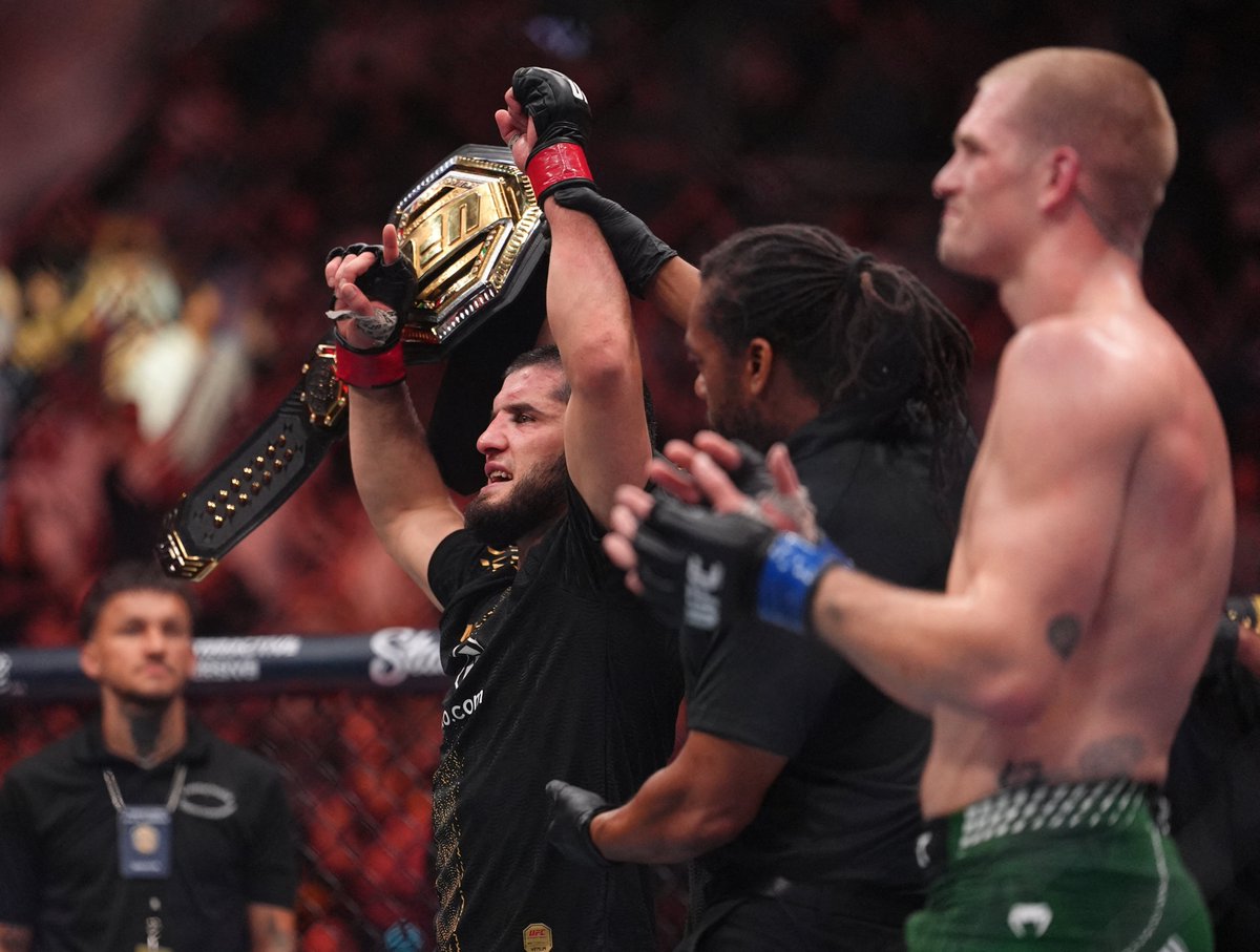demarkesports's tweet photo. Üst üste 17. galibiyet. Rekor.

Islam. Ramazanovich. Makhachev. 🔥 https://t.co/nOHT9frThG