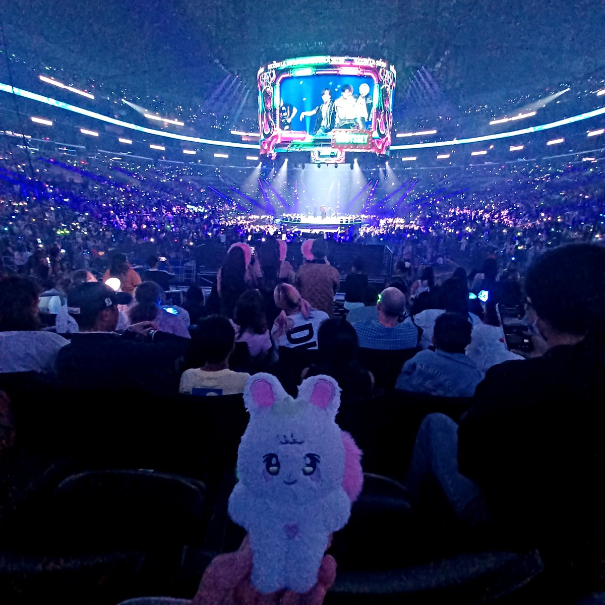 Sta4Linc's tweet photo. Hahaha, Bining had a great time! 🤭 🤗
#BINING #MCOUNTDOWN #KCONLA2026 #KCONUSA https://t.co/Q1vsiLHZWo