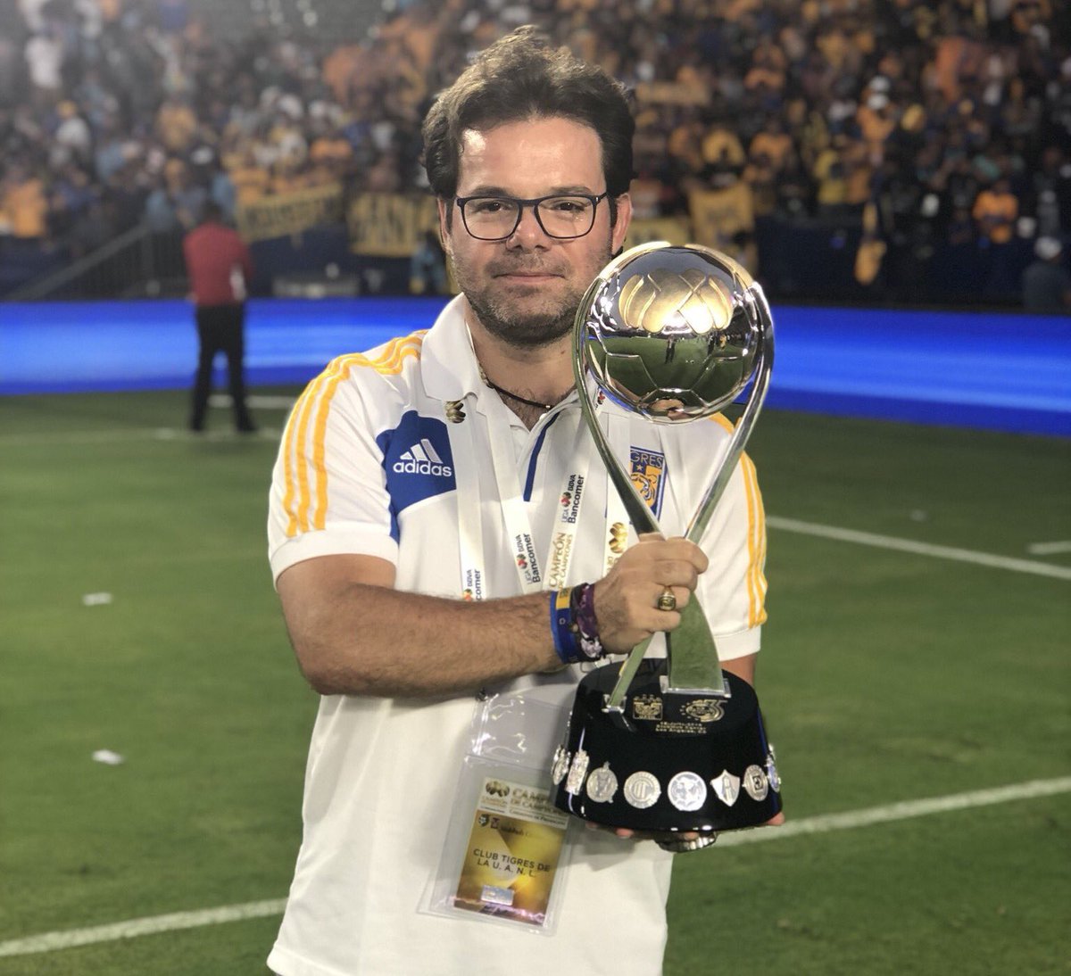 RafaDato2's tweet photo. Este par debe irse de Tigres

Es terrible como arruinaron uno de los proyectos más importantes del futbol mexicano en sólo dos años 

Dos inútiles destrozando al Equipo de la Década https://t.co/fp6HSJy2k2