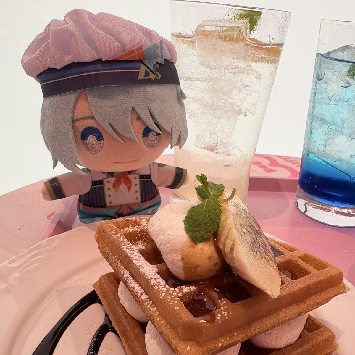 anya_suyaaa's tweet photo. 美味しそうなワッフルだよねぇ
おにーさん我のだから食べないでね、、 https://t.co/Nq34ZfObN5