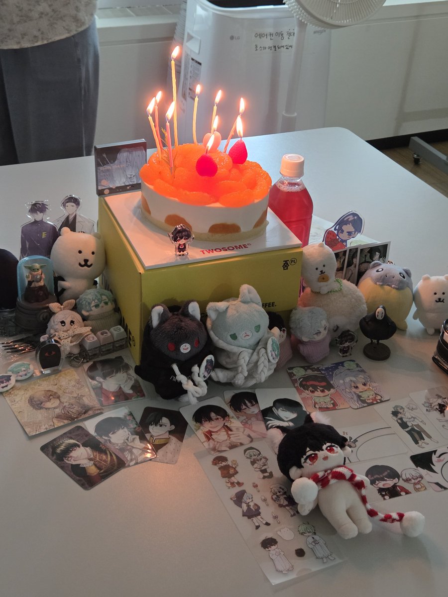 fpxk_91's tweet photo. #HAPPY_BDAY_260816
#HAPPYKALIANDAY
#0816_칼리안_생일_축하해
#붉은_별이_빛나기_시작한_날
#현연한_별의_수호자의_시작점
#세상에서_가장_아름다운_8월의_루비
#현연한_별의_수호자의_시작점

왕자님 생신 돼지 파티 중 https://t.co/uhUnw2h3AD