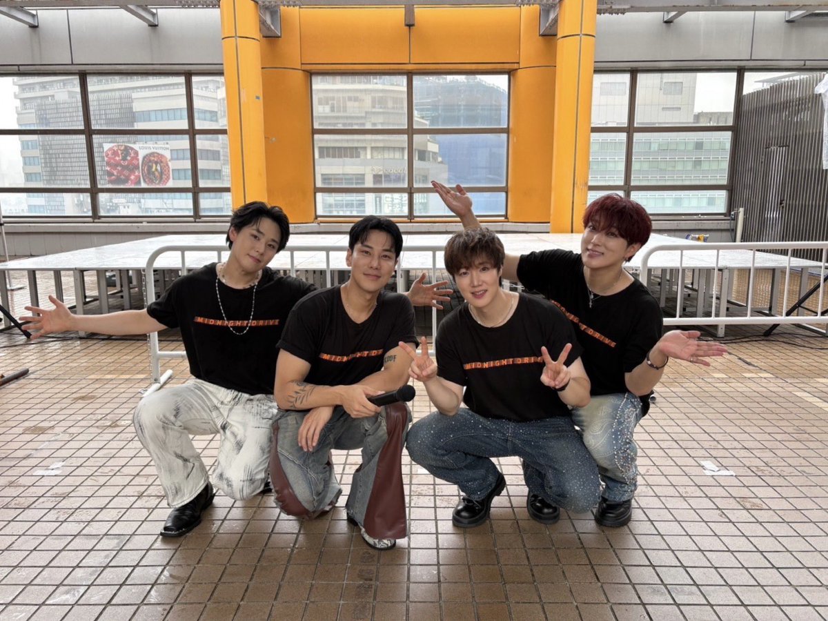 MND_2023's tweet photo. MIDNIGHT DRIVE 1st MINI ALBUM
『FRAGMENT』 リリースイベント！💿

📍タワーレコード渋谷店 屋上イベントスペース

本日もありがとうございました！

撮影した動画などはハッシュタグ👇をつけて
【#MIDNIGHTDRIVE】【#FRAGMENT】
どんどんアッ��してください📱🪽

🔽次回のリリースイベント情報はこちら
https://t.co/vrJAJL36MB