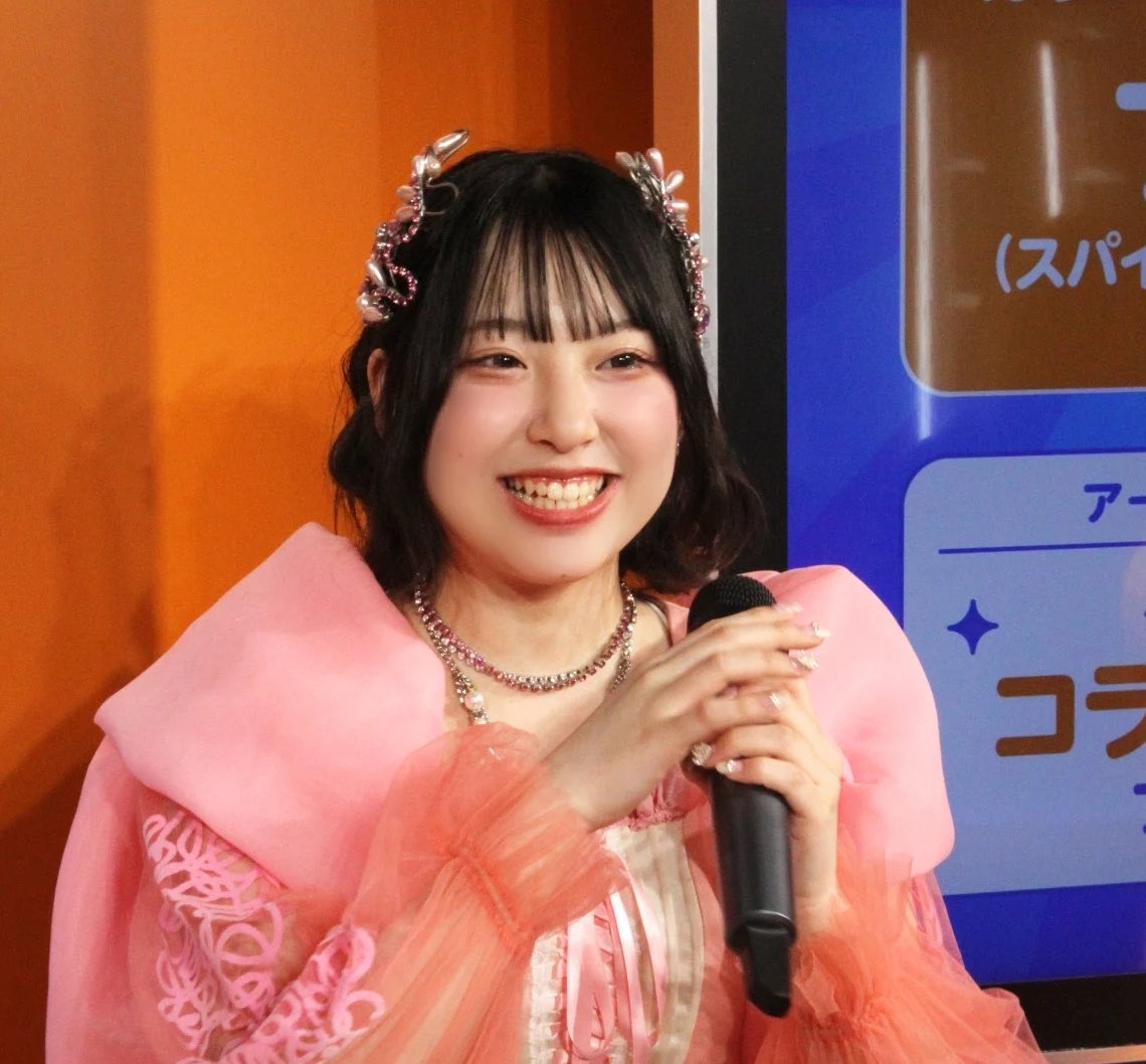 snsnokyoufu's tweet photo. CUTIE STREETのぱるたんの垢抜けレベルが異常すぎると話題になってたが

どこをどうすればここまで変わるの？
元々可愛いとメイクだけで変わるんかな... https://t.co/xw9R0wdWHH