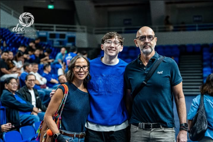TeamAMDG's tweet photo. This is the place where we belong.
Ateneo is home.💙

📷 docpapicture https://t.co/SY9wJSRKJh