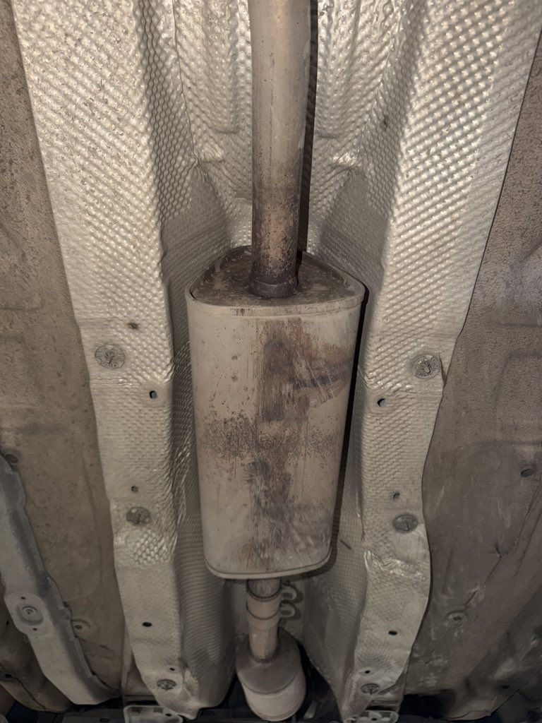 Abey_Saksham's tweet photo. Not so My Dear, 
@nitin_gadkari is this how you tested your E-20 Fuel? This is My @SkodaIndia Slavia 1.0 2023 Model and this is the situation you’ve created. 
@SkodaIndia rejected to claim this in warranty - this is how Skoda teat their customer in India. @PMOIndia @HMOIndia https://t.co/vM3SwGBR8s