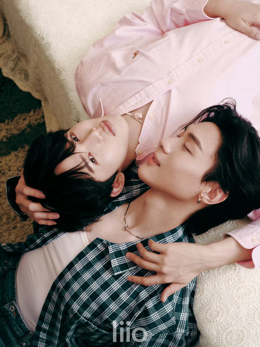 kupukuphu's tweet photo. LET ME BREATH HSKSKD THEYRE INSANELY DOMESTIC WTF IS THIS 😭 

#ToptapMinlee https://t.co/1pzGhpfIYc